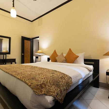 เดอะ เอ็ฟฟอร์ท ไรแชค Hotel เรชัค ภายนอก รูปภาพ