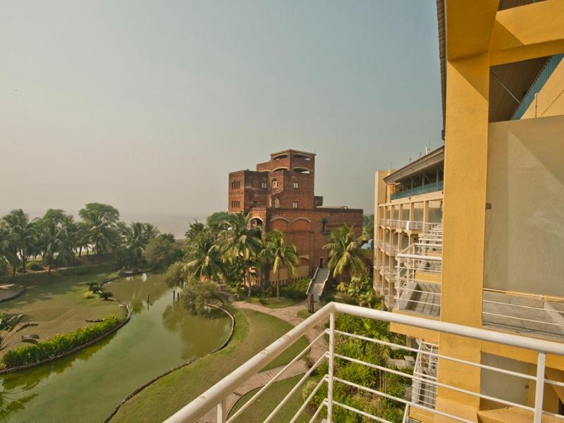 เดอะ เอ็ฟฟอร์ท ไรแชค Hotel เรชัค ภายนอก รูปภาพ