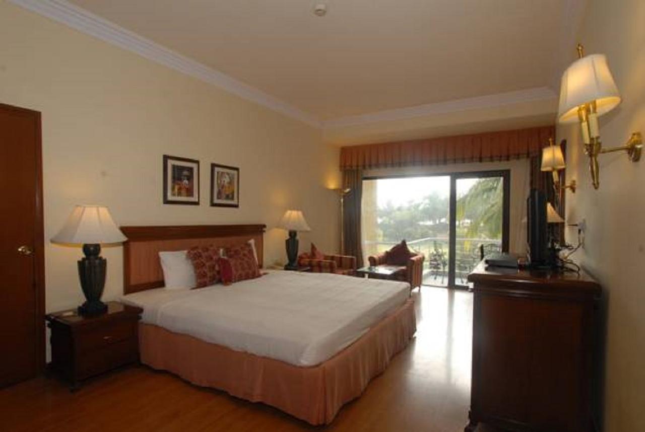 เดอะ เอ็ฟฟอร์ท ไรแชค Hotel เรชัค ภายนอก รูปภาพ