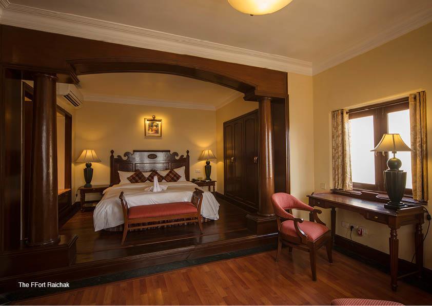 เดอะ เอ็ฟฟอร์ท ไรแชค Hotel เรชัค ภายนอก รูปภาพ